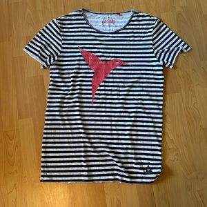 Ushuaia club t shirt, size Large